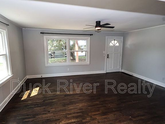 4th image of 406 Fleming St