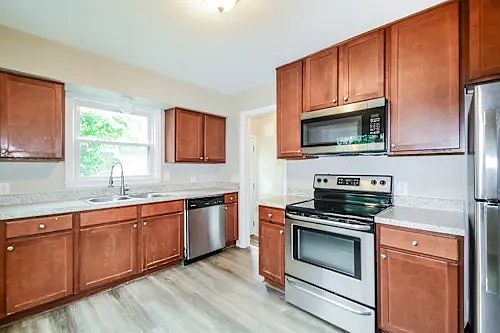 5th image of 7229 Harriet Ave S