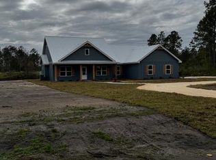 661 Horseshoe Ct E, Palatka, FL 32177