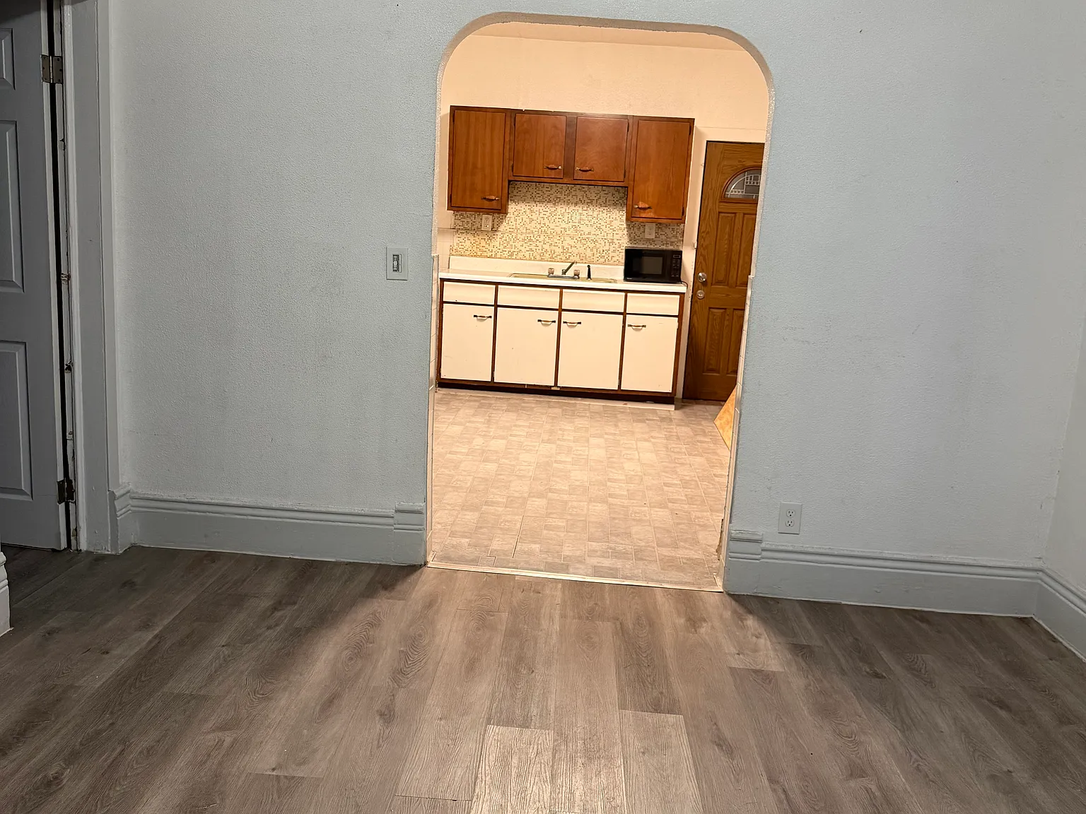 3 bed, 2508 sqft, $1,650 — Photo 4