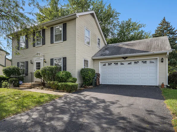 17624 Chestnut Ave, Country Club Hills, IL 60478