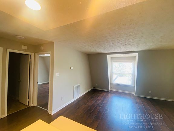 3rd image of 3917 White Cedar Way
