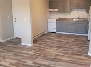 3323 Webster St #11, Omaha, NE 68131