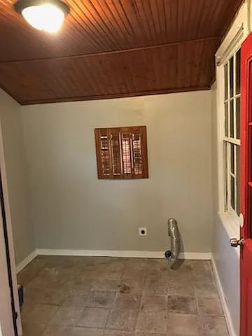 6243 Beechwood Dr — Photo 6