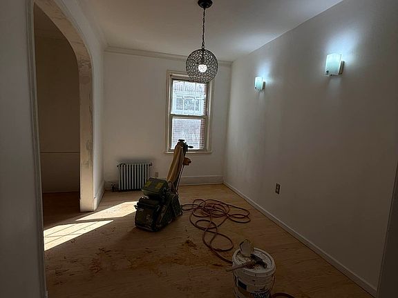 5th image of 71-41 Loubet St Floor 1