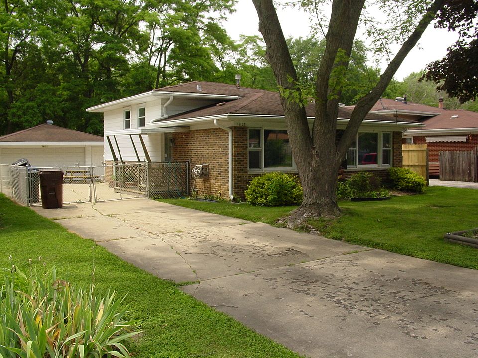 1st image of 16126 Forest Ave