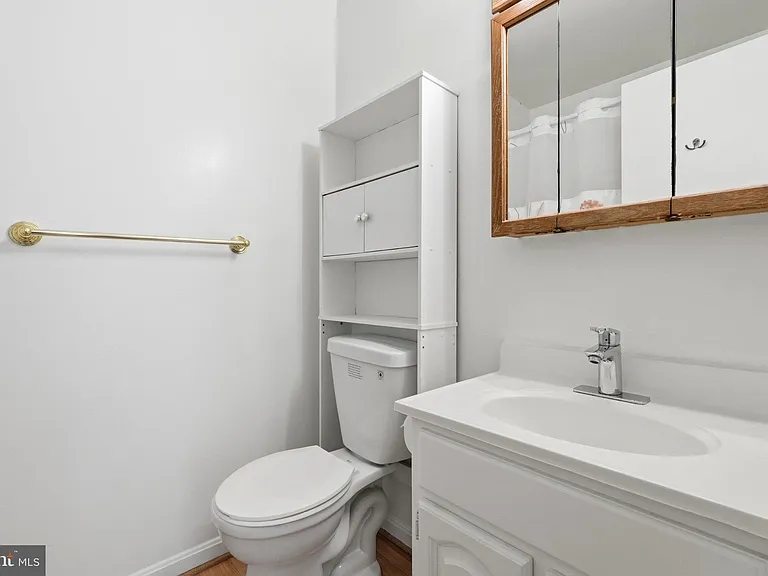 3695 Persimmon Cir — Photo 40