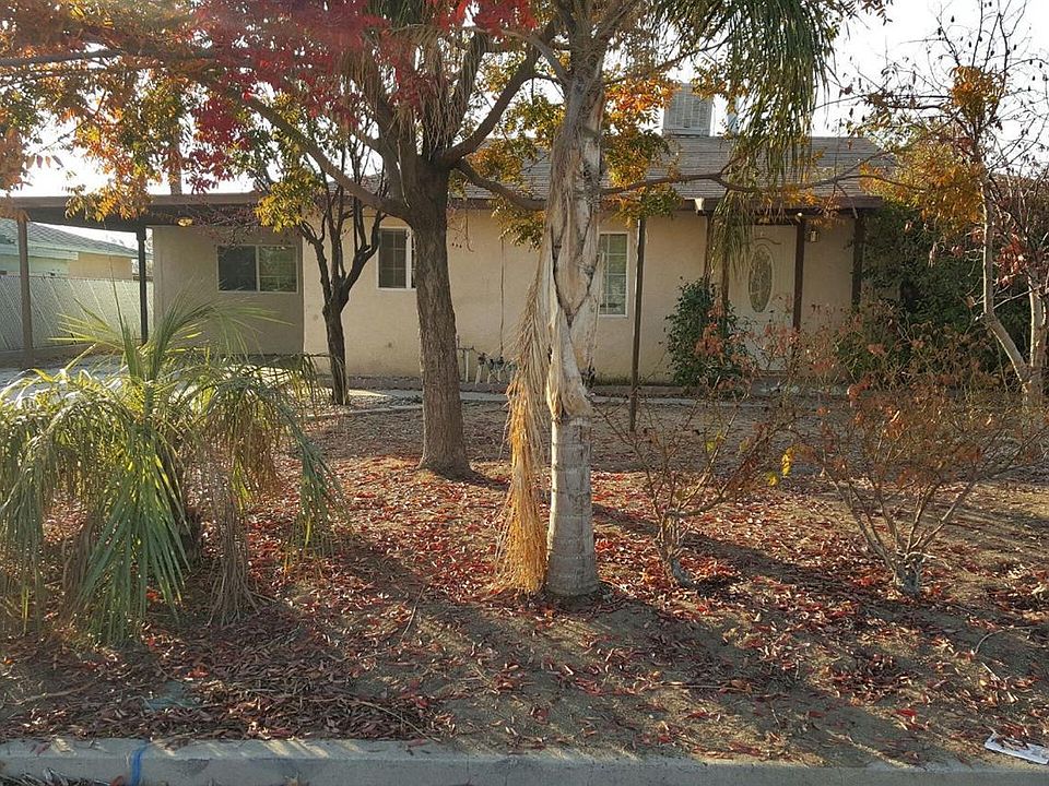 2nd image of 2700 Mirador Dr