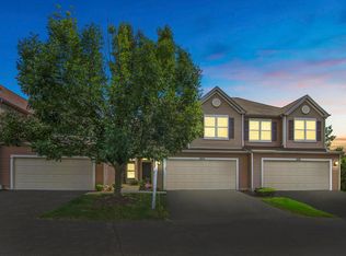 1052 Colonial Dr, Joliet, IL 60432