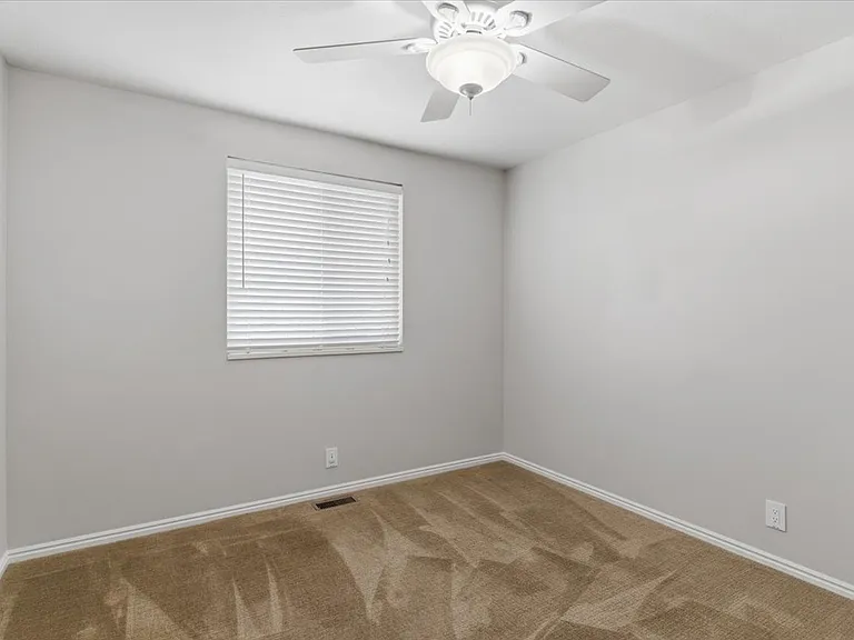 1109 E 3350 N — Photo 15