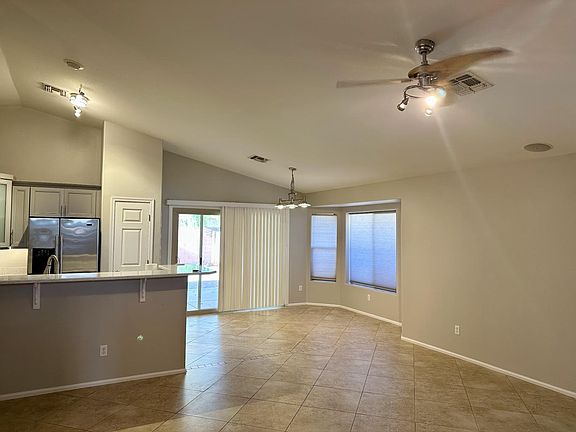 4th image of 17232 W Elaine Dr