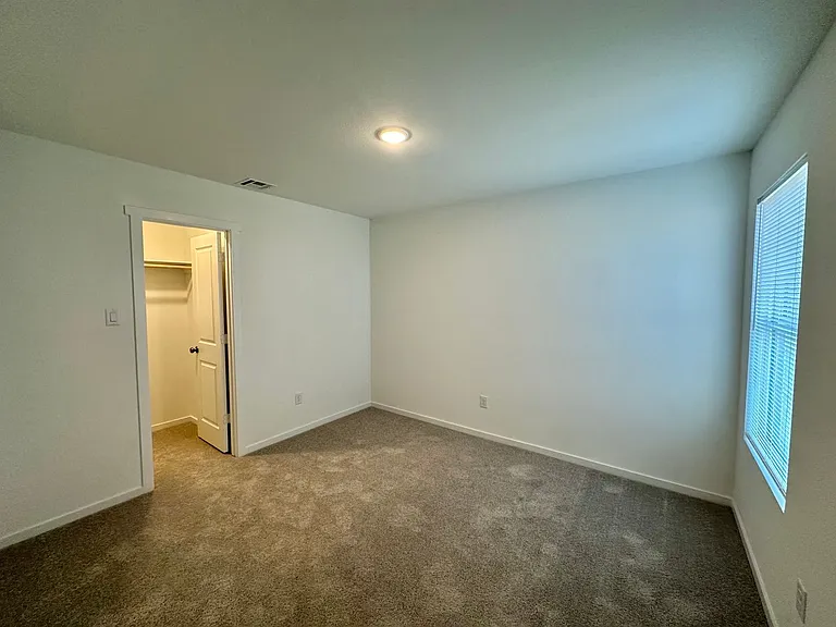 1513 Good Prairie Ave — Photo 11