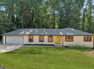 2055 Oak Rd, Snellville, GA 30078