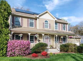 14 E Park Ln, Kingston, RI 02881