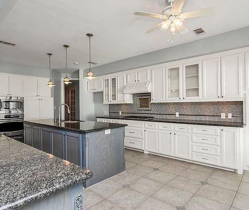 3rd image of 609 Bay Vista Dr