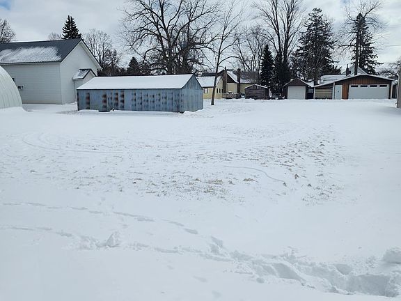 2nd image of 209 E Main St