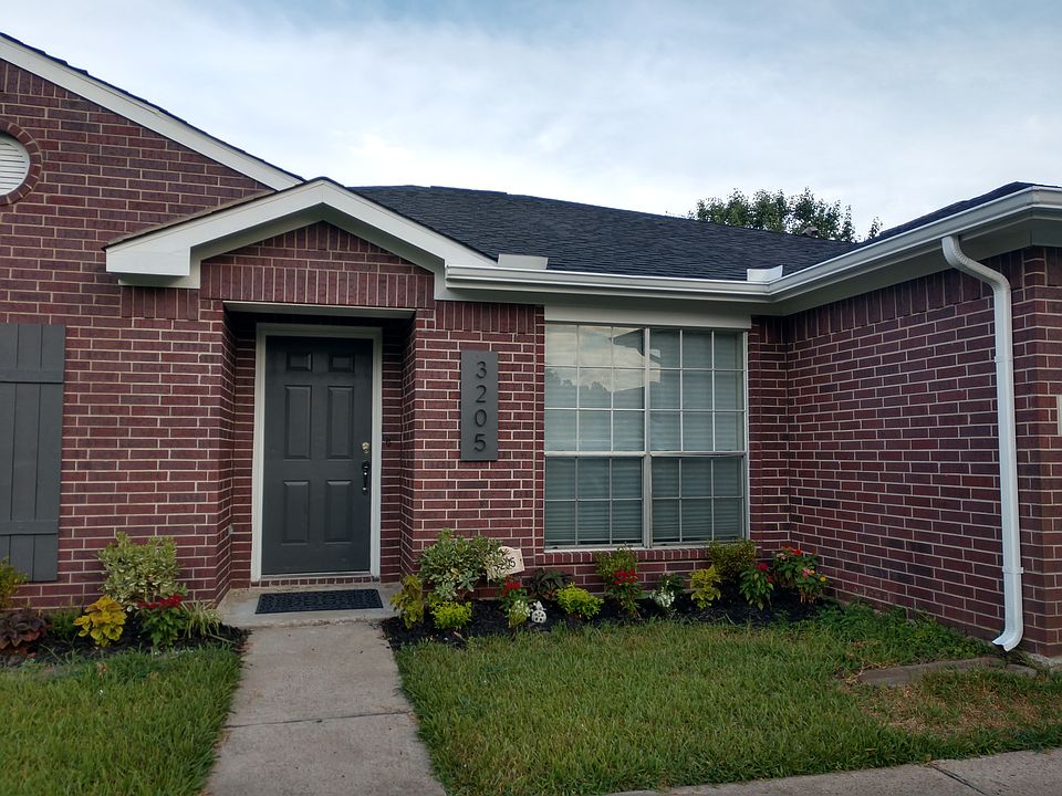 1st image of 3205 Deer Trail Dr