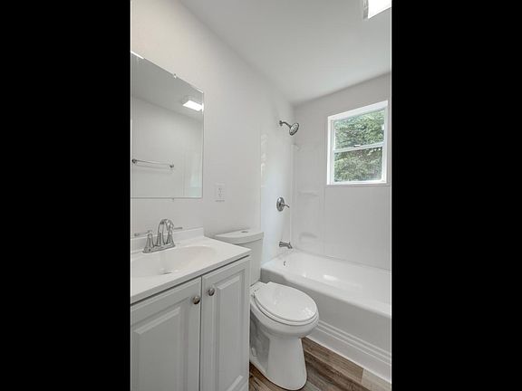 2nd image of 14 Laurel Ln #306