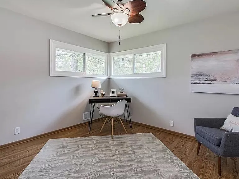 181 Dawn Ave — Photo 11