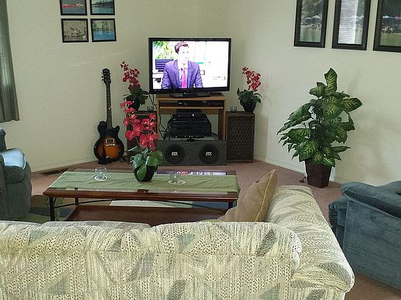 4th image of 212 Airport Way SW #59