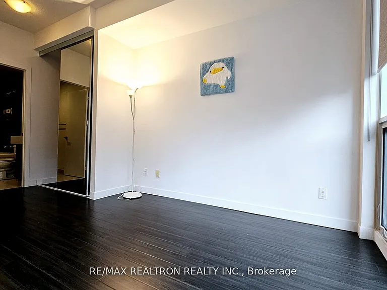 770 Bay St #712 — Photo 13