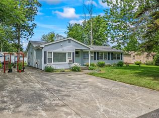 5778 Dover Rd, Lake View, NY 14085