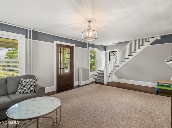 496 W Park Ave, Oakhurst, NJ 07755