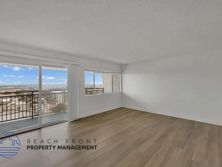 740 W 24th St. — Photo 7