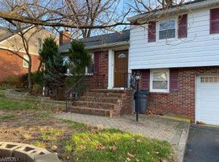 38 Ravine Dr W, Hawthorne, NJ 07506