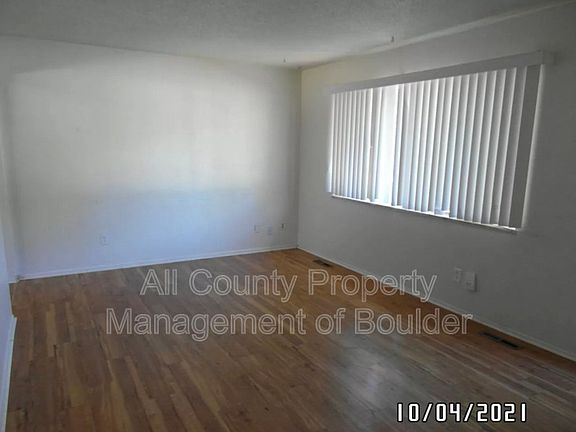 3rd image of 838 Mount Evans St