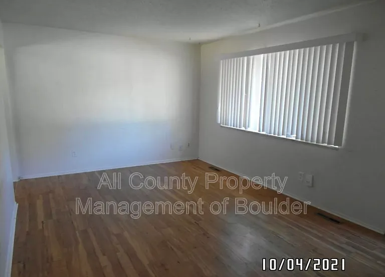 838 Mount Evans St — Photo 3