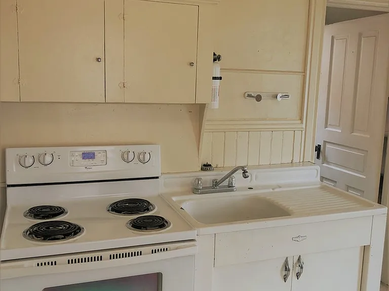 102-108 Jefferson St #500-514 — Photo 7