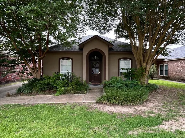 5555 Ducros Dr, Baton Rouge, LA 70820