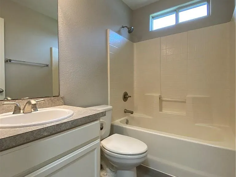 504 Debra Dr — Photo 21