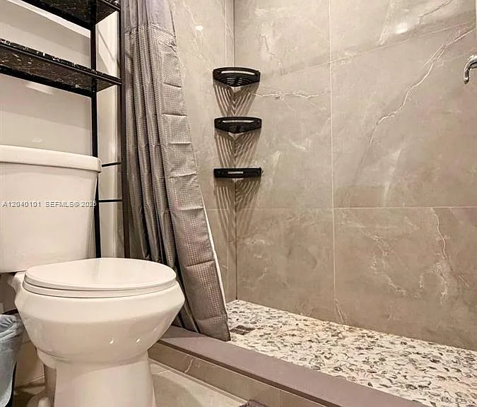 2255 SW 33rd Ave #1 — Photo 5