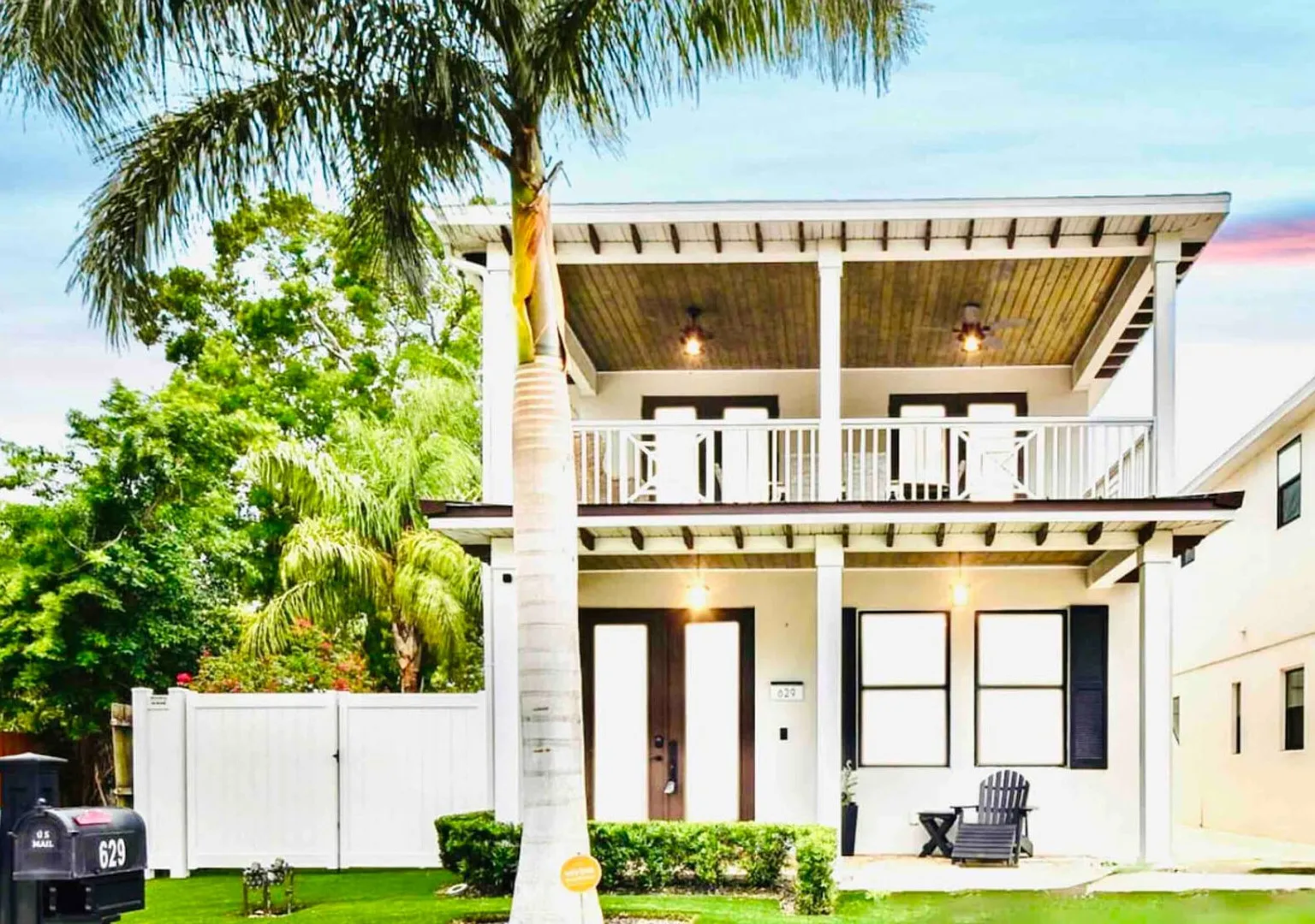 Beach | Family & Pet Friendly | Garage & Balcony | Walk or Bike | — Photo 1