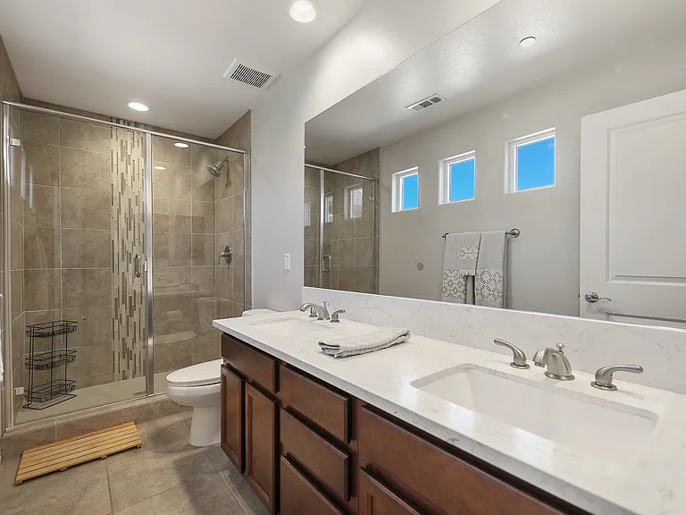 52358 Hawthorn Ct — Photo 14