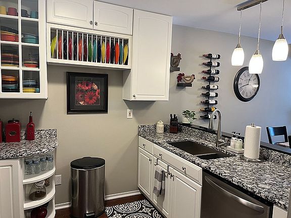 5th image of 3647 E Meadows Ct