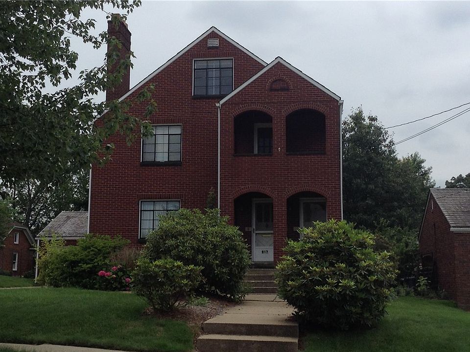 1st image of 215-217 E Muntz Ave