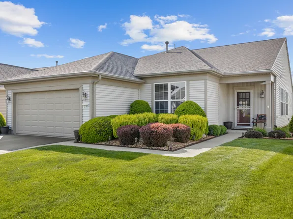 12183 Wildflower Ln, Huntley, IL 60142
