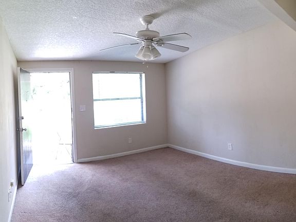 5th image of 941 Beckner Ave