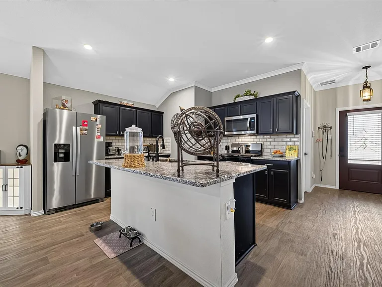 14319 Rain Dr — Photo 15