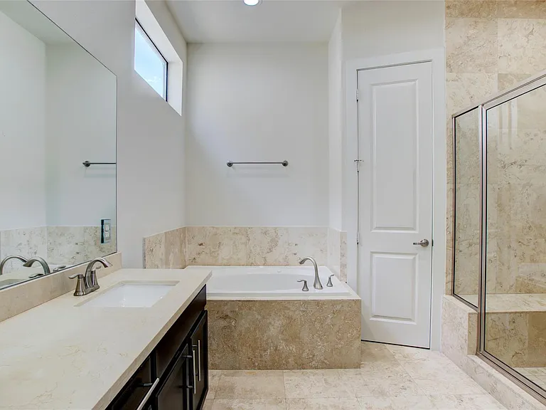 48 N Hutcheson St — Photo 15