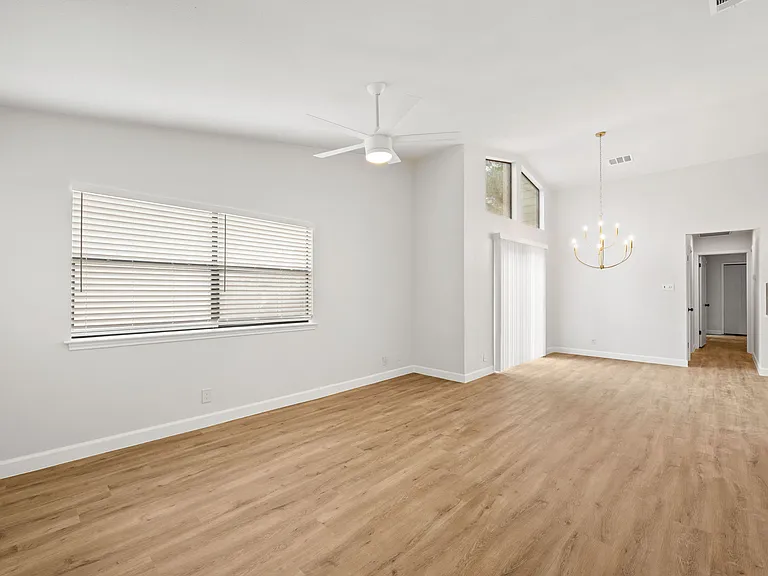 13018 Brook Garden Ln — Photo 4