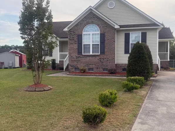 1313 Old Village Rd, Greenville, NC 27834