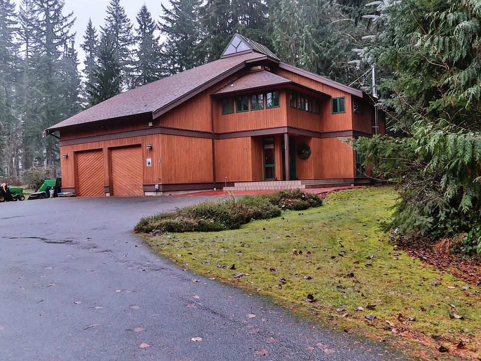 1st image of 8912 218th Ave NE