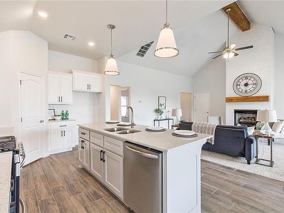 4th image of 3029 Brookstone Pass Dr