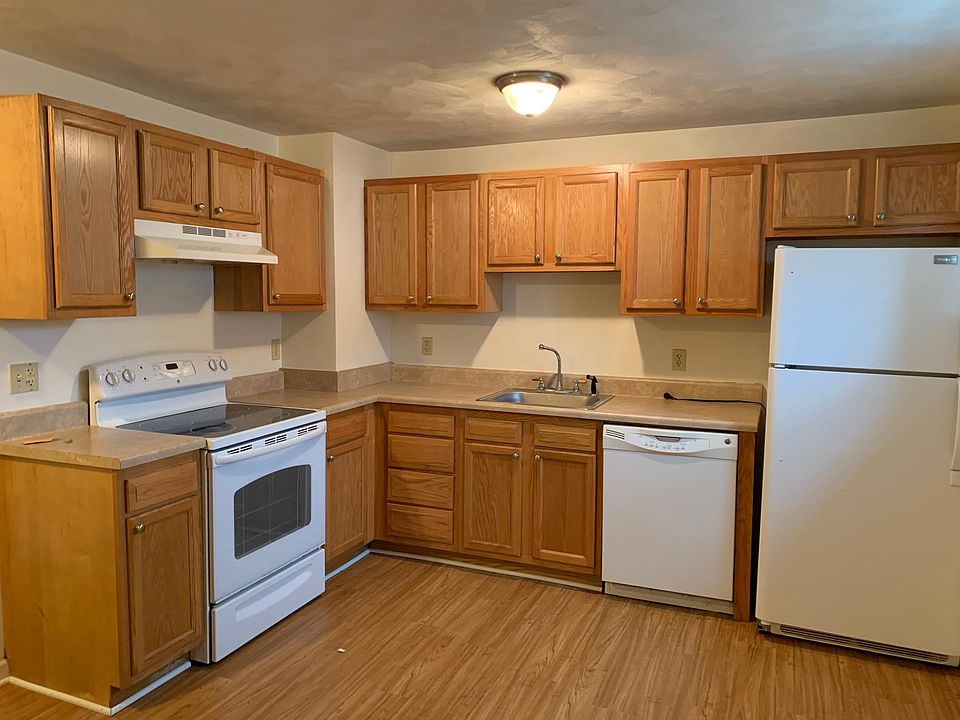 1st image of 7 N 4th St APT 2