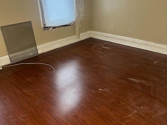 3rd image of 2261 N 19th St