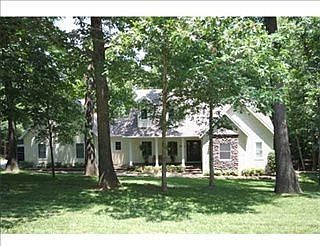 2nd image of 11982 Hickory Dr